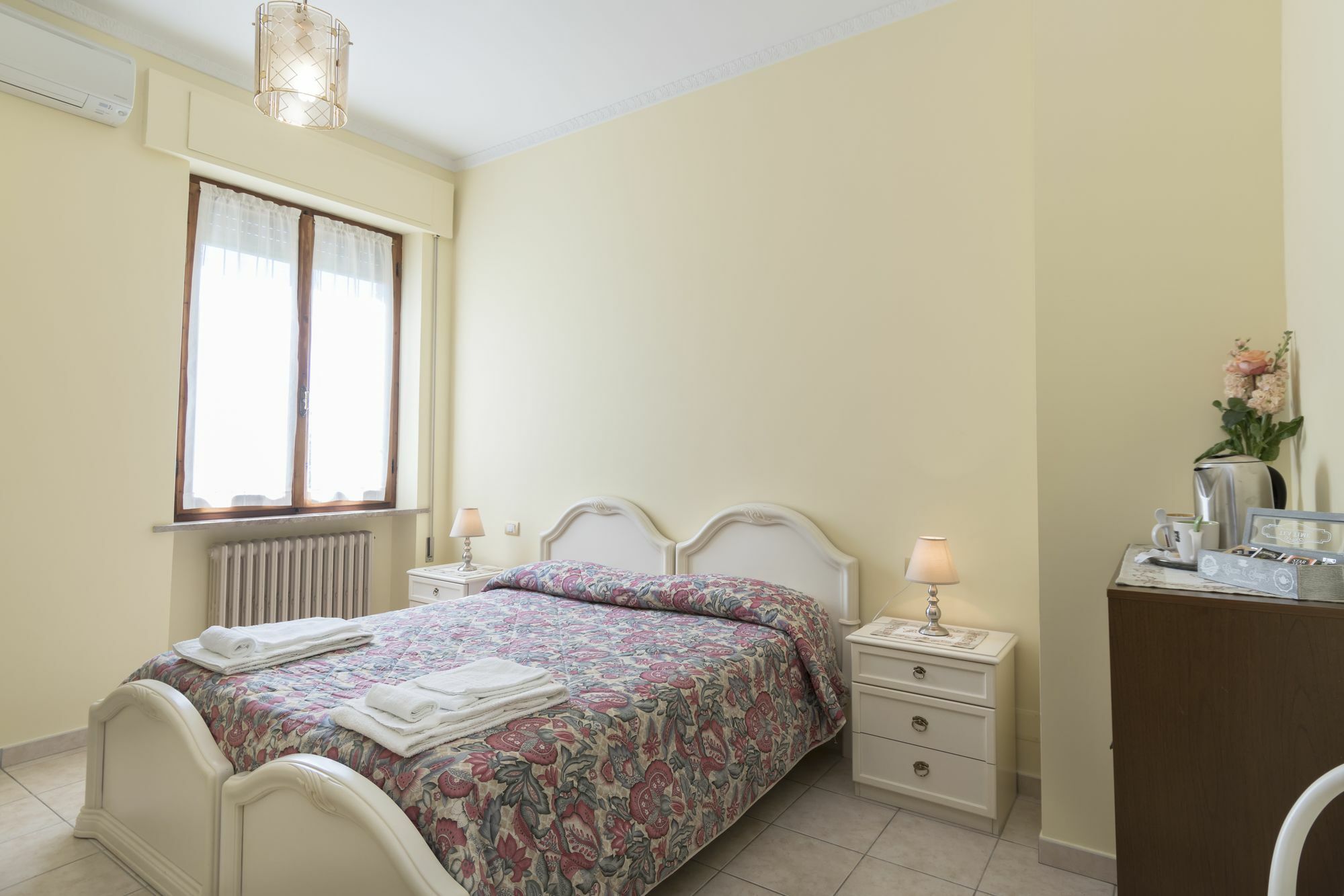 Camere Mariella Assisi Esterno foto